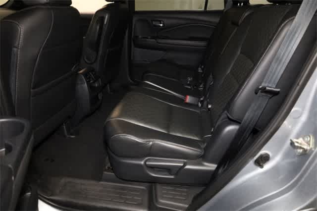 Thumbnail: 2019 Honda Passport - 21
