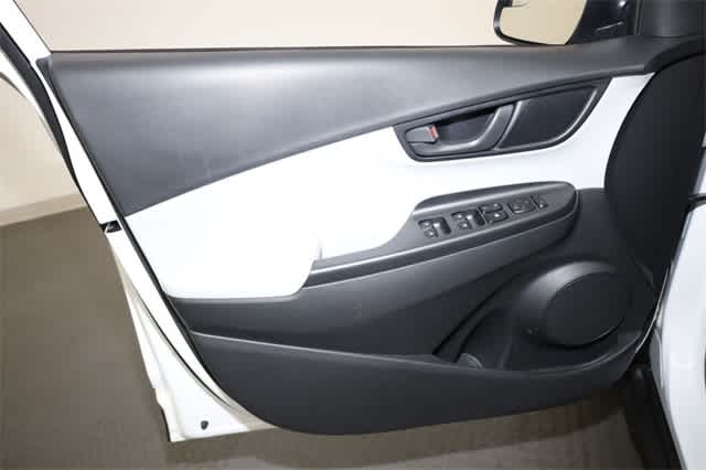 Thumbnail: 2022 Hyundai Kona - 13