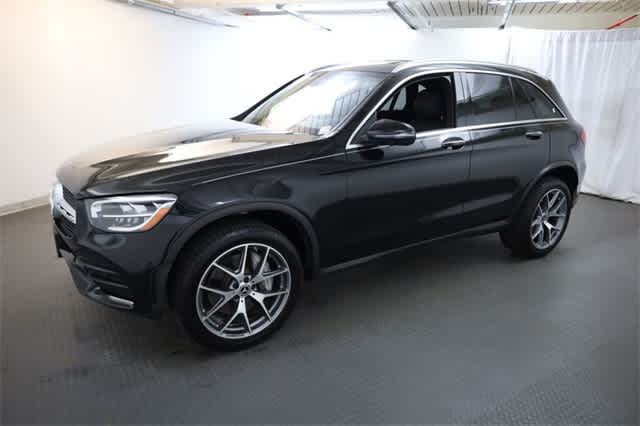 Thumbnail: 2022 Mercedes-Benz GLC - 2