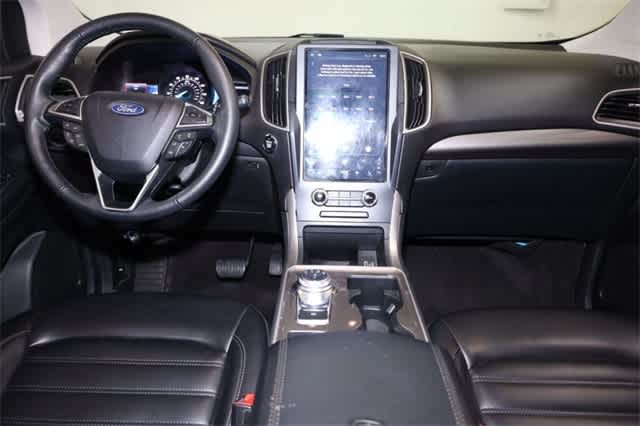 Thumbnail: 2024 Ford Edge - 17