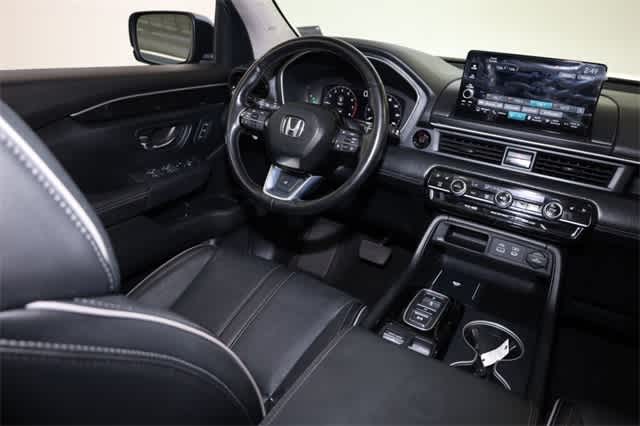 Thumbnail: 2023 Honda Pilot - 16