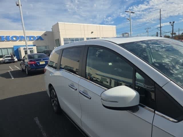 Thumbnail: 2023 Honda Odyssey - 15