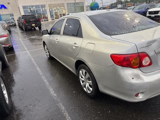Thumbnail: 2010 Toyota Corolla - 6
