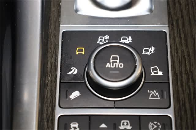 Thumbnail: 2017 Land Rover Range Rover Sport - 39