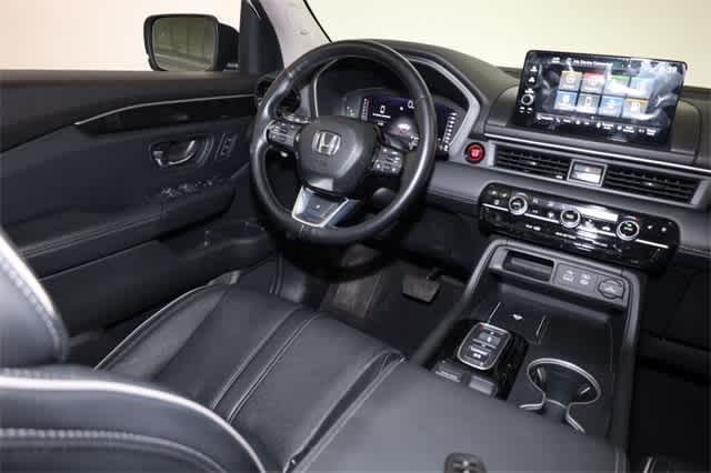 Thumbnail: 2023 Honda Pilot - 16