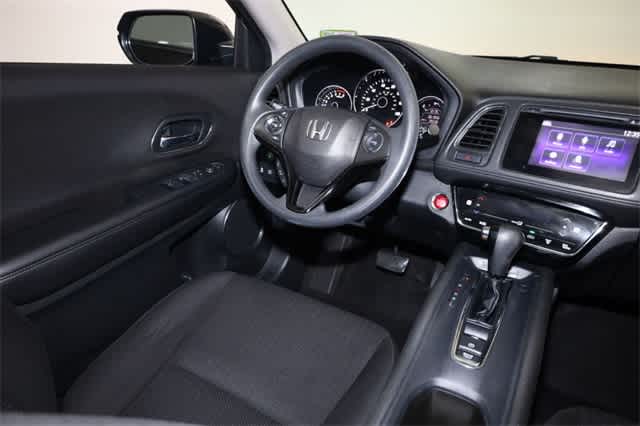 Thumbnail: 2018 Honda HR-V - 16