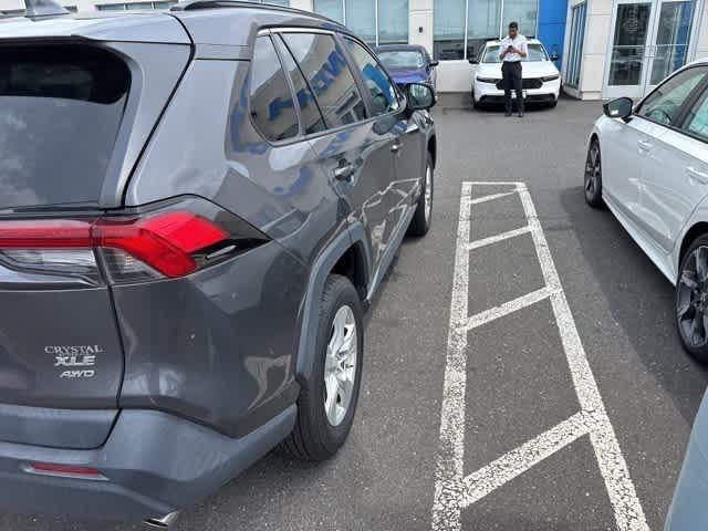 Thumbnail: 2019 Toyota RAV4 - 21