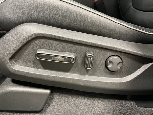 Thumbnail: 2025 Honda Pilot - 16