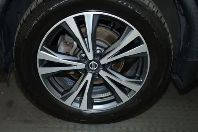 Thumbnail: 2019 Nissan Rogue - 37