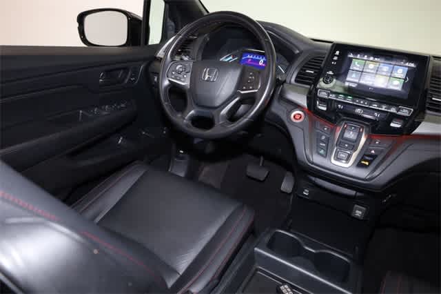 Thumbnail: 2023 Honda Odyssey - 16