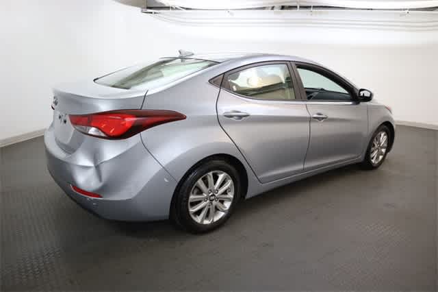 Thumbnail: 2016 Hyundai Elantra - 8