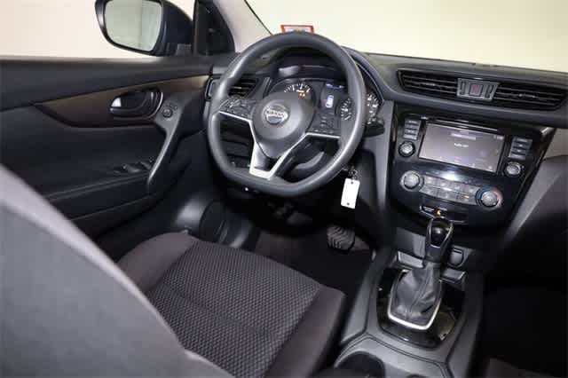 Thumbnail: 2019 Nissan Rogue Sport - 16