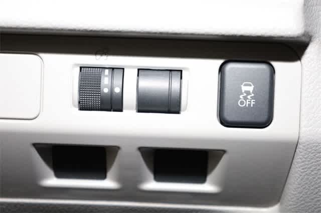 Thumbnail: 2016 Subaru Forester - 25