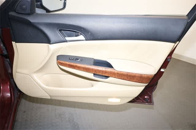 Thumbnail: 2012 Honda Accord - 22