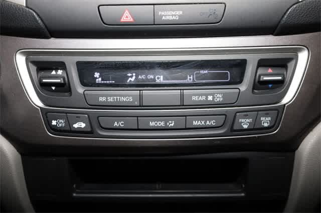 Thumbnail: 2016 Honda Pilot - 29