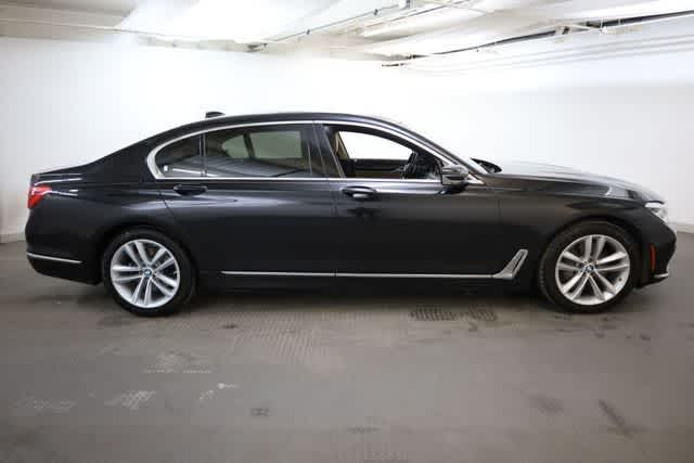 Thumbnail: 2016 BMW 7 Series - 9