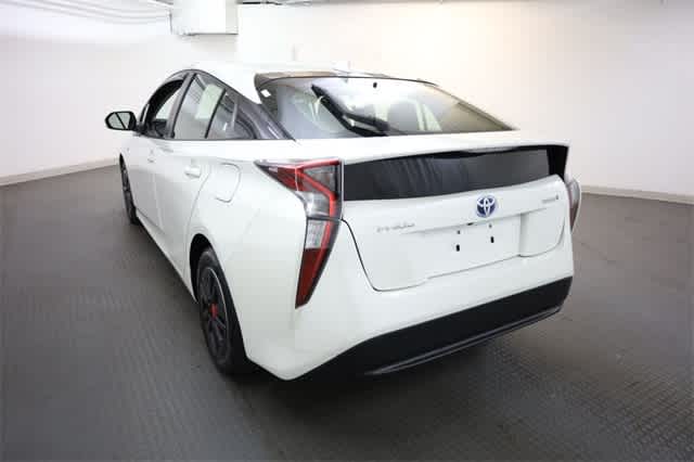 Thumbnail: 2016 Toyota Prius - 5