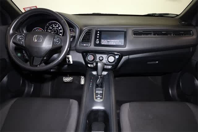 Thumbnail: 2019 Honda HR-V - 17