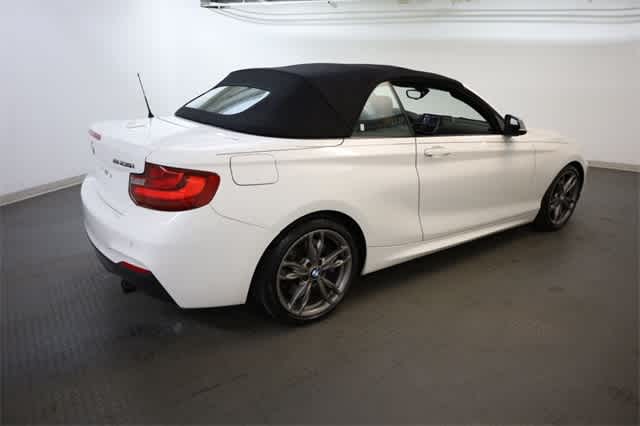 Thumbnail: 2016 BMW 2 Series - 8