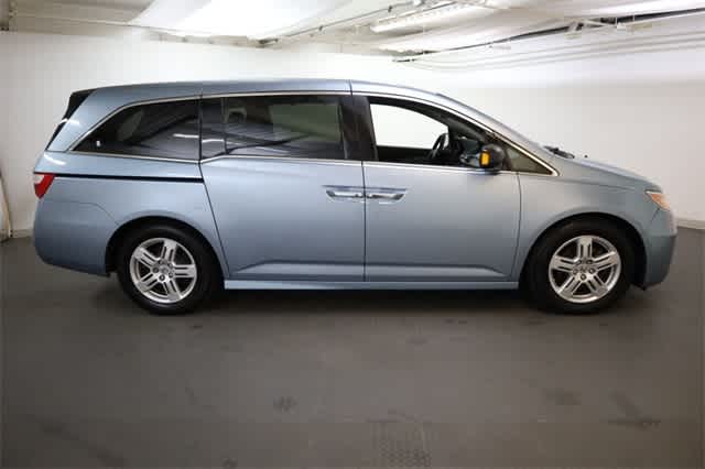 Thumbnail: 2012 Honda Odyssey - 9