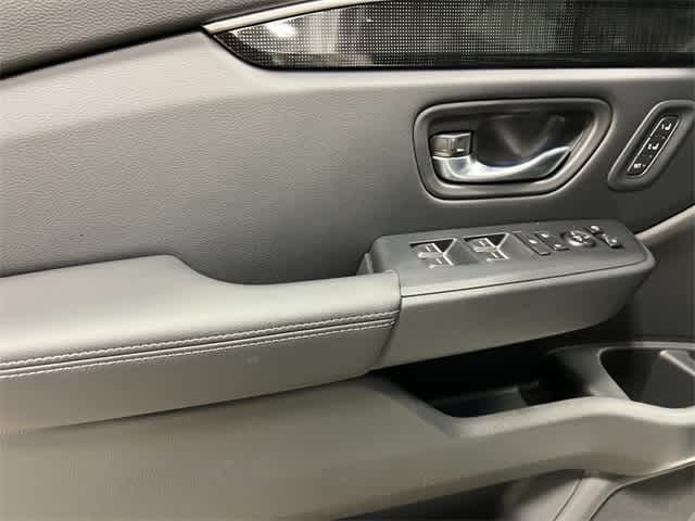 Thumbnail: 2025 Honda Pilot - 17