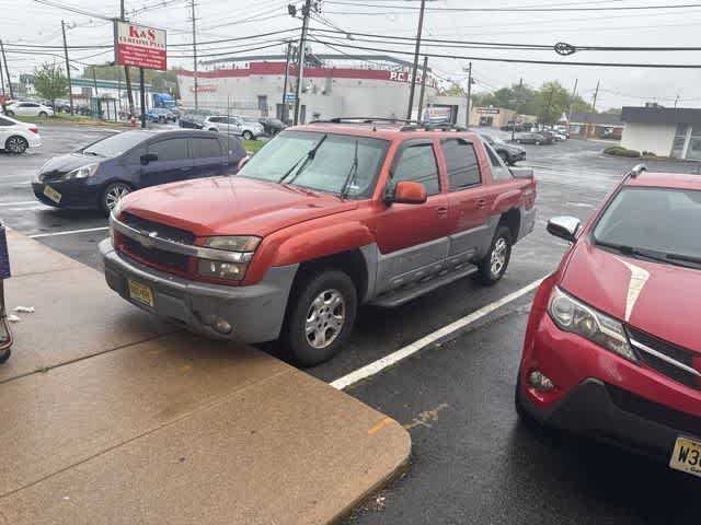 Thumbnail: 2002 Chevrolet Avalanche 1500 - 2