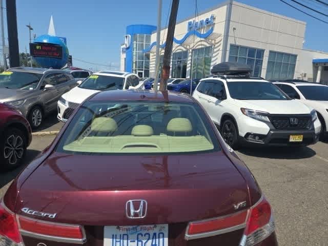 Thumbnail: 2012 Honda Accord - 10