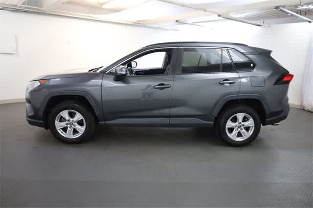 Thumbnail: 2019 Toyota RAV4 - 6