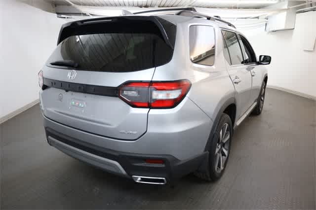 Thumbnail: 2023 Honda Pilot - 7