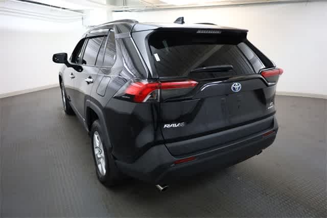 Thumbnail: 2021 Toyota RAV4 - 5
