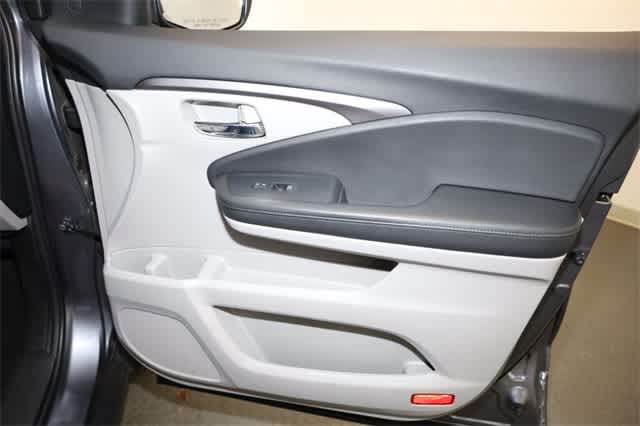 Thumbnail: 2020 Honda Pilot - 36