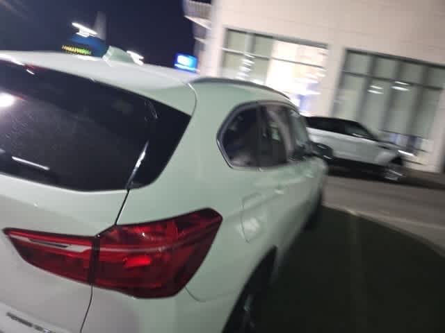 Thumbnail: 2019 BMW X1 - 11