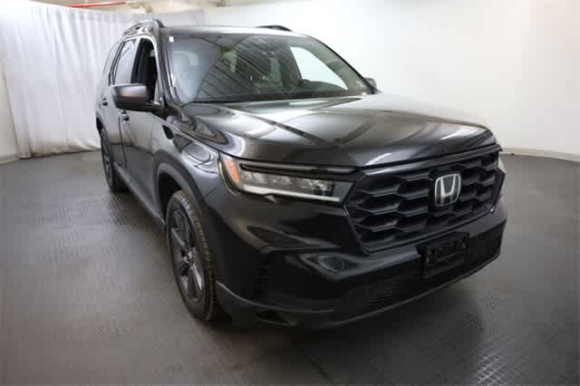 Thumbnail: 2023 Honda Pilot - 11