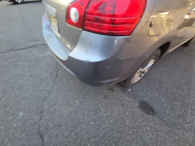2011 Nissan Rogue S 37