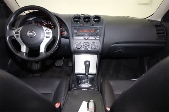 Thumbnail: 2009 Nissan Altima - 17