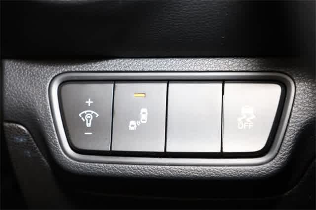 Thumbnail: 2023 Kia Forte - 26