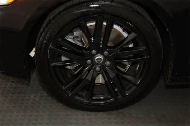 Thumbnail: 2019 Volvo S60 - 39