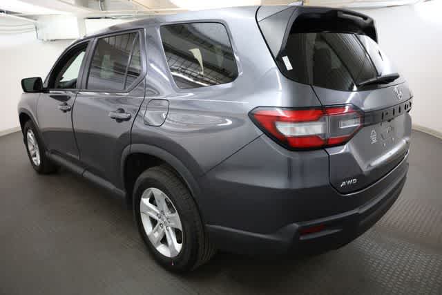 Thumbnail: 2023 Honda Pilot - 4