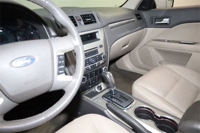 Thumbnail: 2012 Ford Fusion - 23