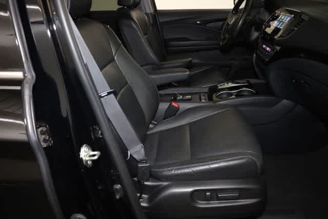 Thumbnail: 2020 Honda Pilot - 20