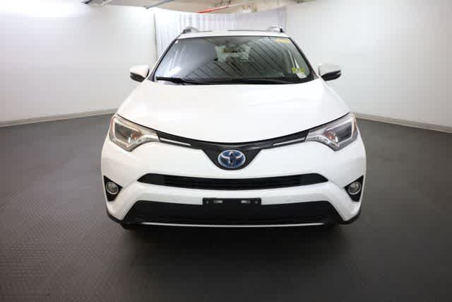 Thumbnail: 2017 Toyota RAV4 - 11