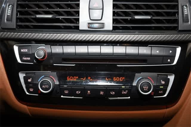Thumbnail: 2016 BMW 3 Series - 31