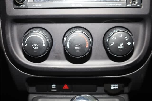 Thumbnail: 2015 Jeep Compass - 27