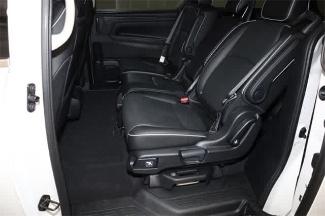 Thumbnail: 2025 Honda Odyssey - 21