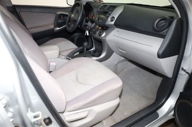 Thumbnail: 2008 Toyota RAV4 - 18