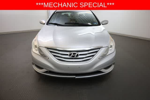 Thumbnail: 2013 Hyundai Sonata - 12