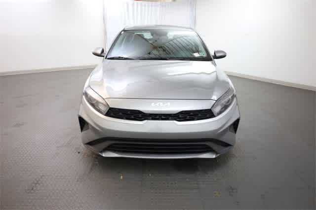 Thumbnail: 2024 Kia Forte - 12