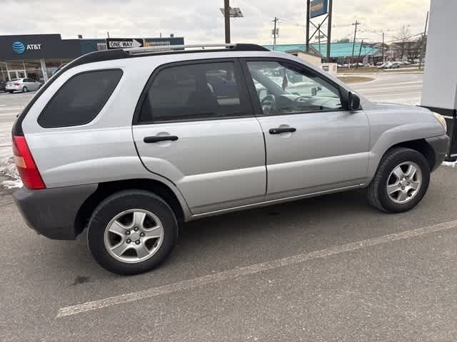 Thumbnail: 2008 Kia Sportage - 10