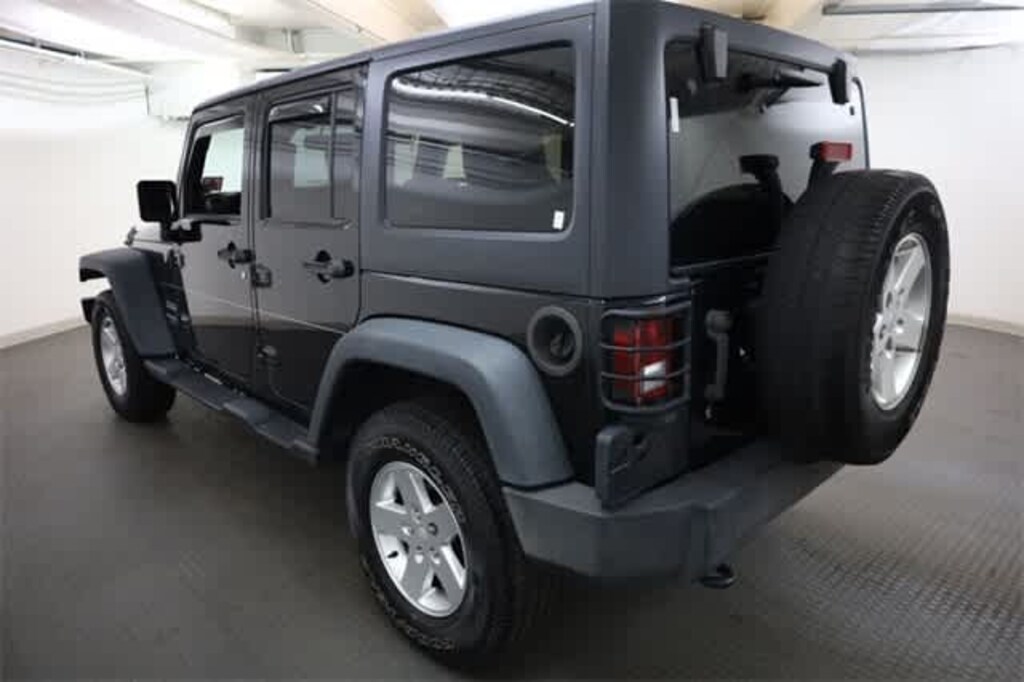Used 2014 Jeep Wrangler Unlimited Sport 4x4 SUV