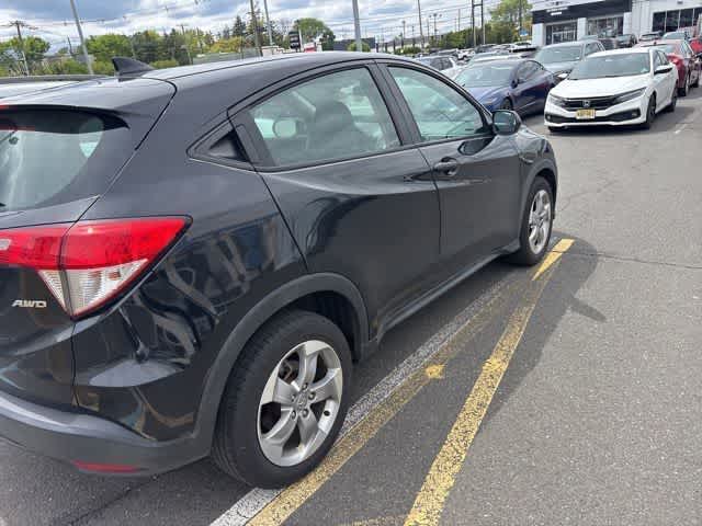 Thumbnail: 2019 Honda HR-V - 11